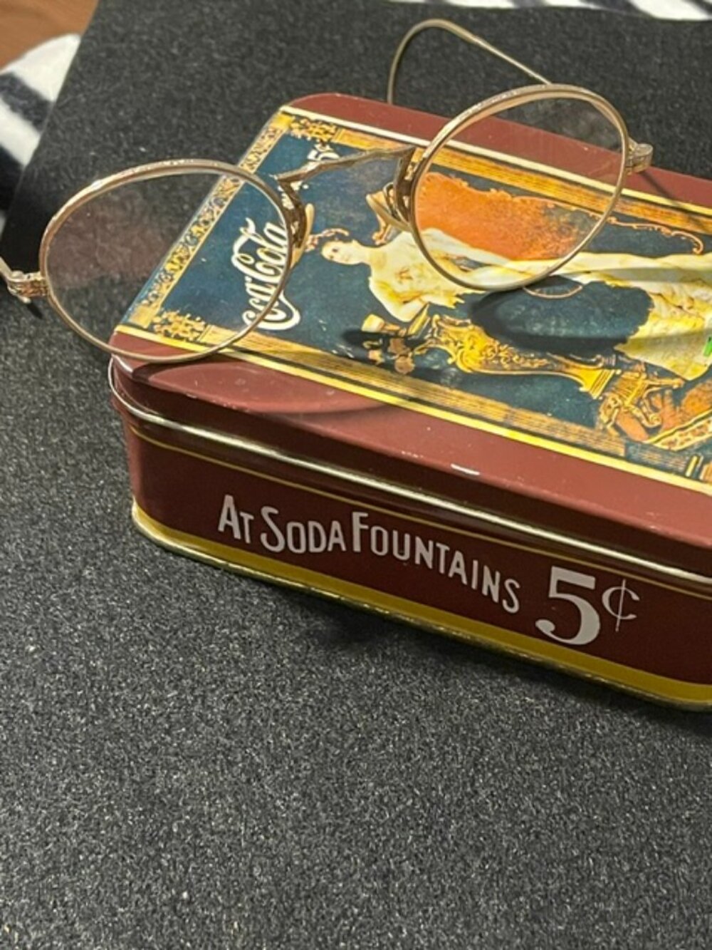 ArtCraft Vintage Round 2.50 Readers with Cable Temples
